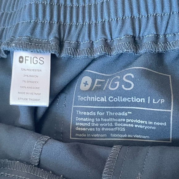 Women’s Figs Yola Petite Large - Picture 7 of 9